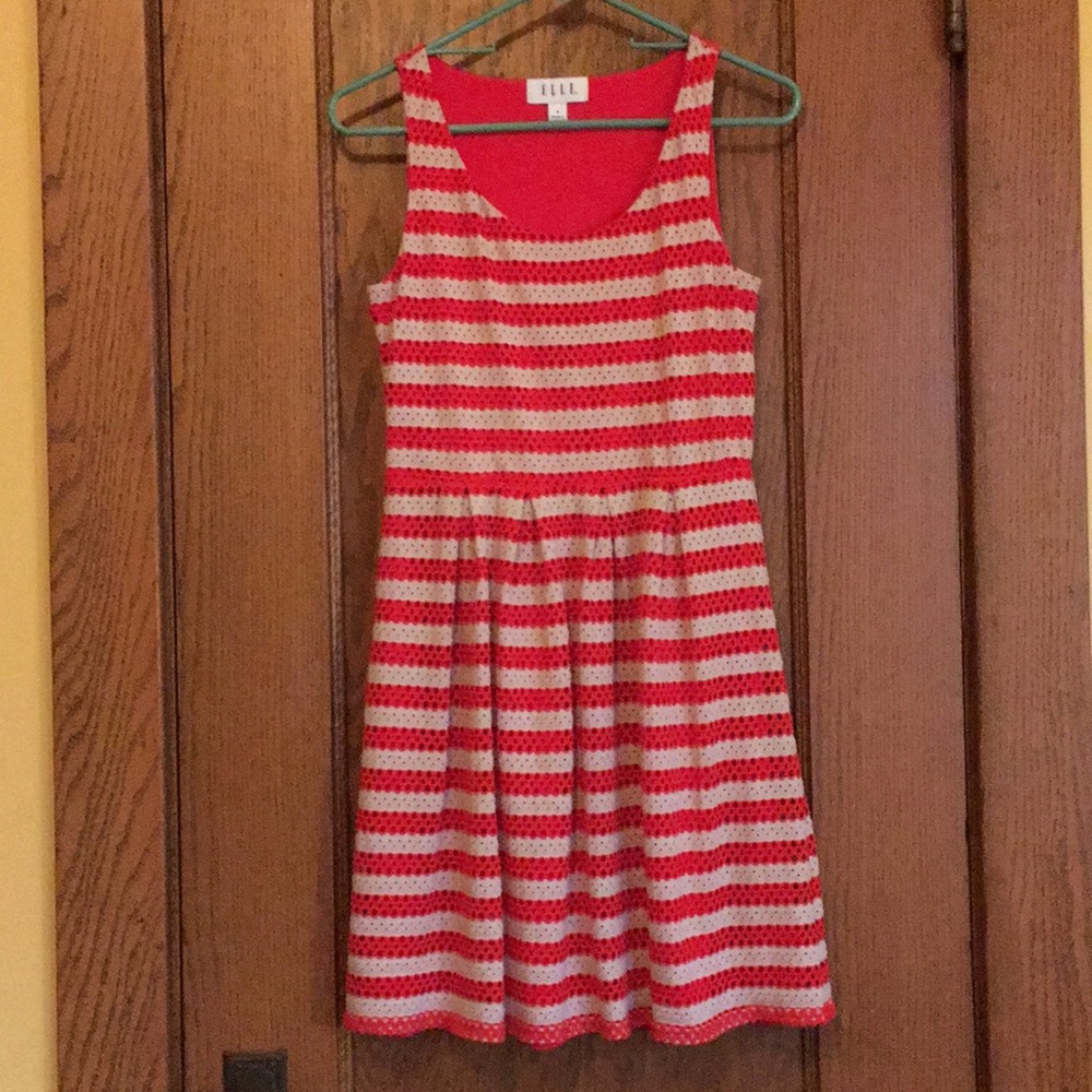 Elle pink & white striped dress size 6  EUC